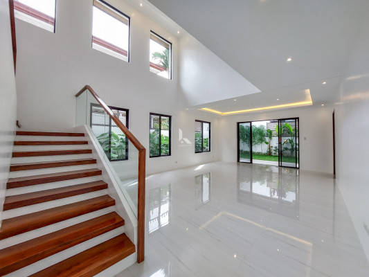 Spacious and Grand Brand New House and Lot for Sale