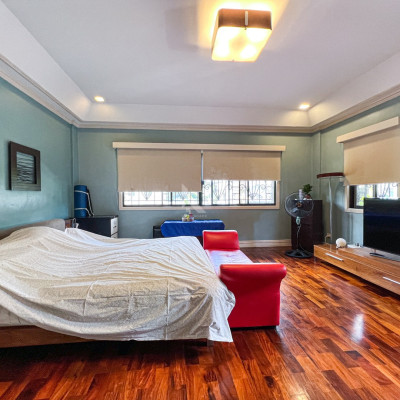 Notable Contemporary 4-Bedroom House and Lot For Sale in Don Antonio Royale