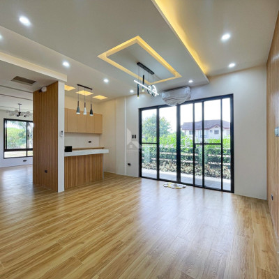 Captivating Modern Contemporary House and Lot For Sale