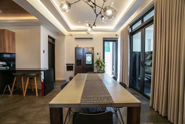 Polished and stylish. This newly listed property in Laguna
