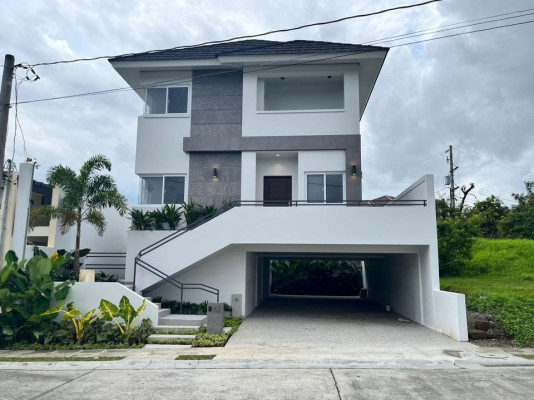 Stunning Modern Design House and lot for Sale