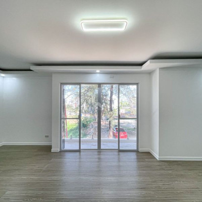 Alluring Modern Contemporary Home For Sale in Greenwoods Executive Village