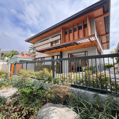 Stunning Brand New Premium House with Infinity Pool For Sale