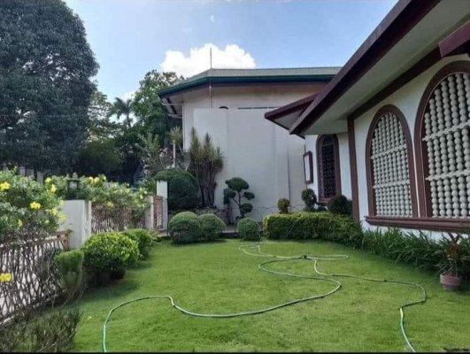 House and Lot for Sale in Guadalupe Heights Subdivision