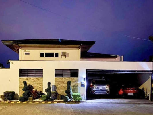 ELEGANT MODERN BUNGALOW HOUSE WITH POOL IN ANGELES CITY PAMPANGA NEAR CLARK