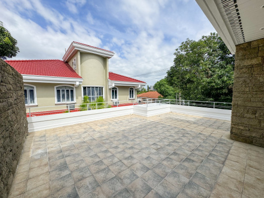 Splendid 4-Bedroom House for Sale in Ayala Alabang, Muntinlupa