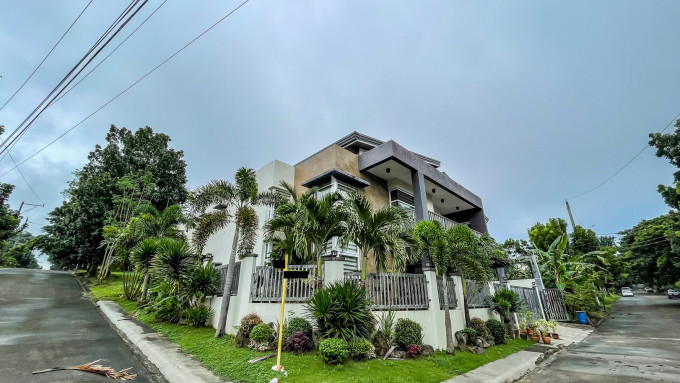 Corner 2 Storey House and Lot for Sale in Havila Township, Antipolo City