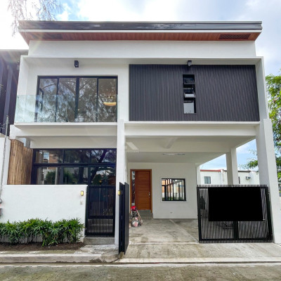 Sophisticated Modern House and Lot For Sale in Greenwoods Executive Village