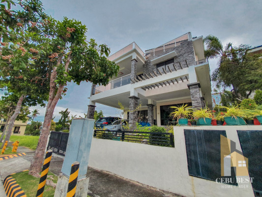 Modern Contemporary Spacious House & Lot for Sale in Pristina North Subdivision