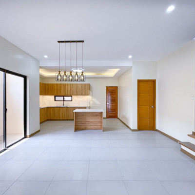 Notable Brand New Modern Contemporary Home For Sale
