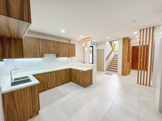 A Magnificent 3 Bedroom Duplex for Sale in BF Homes