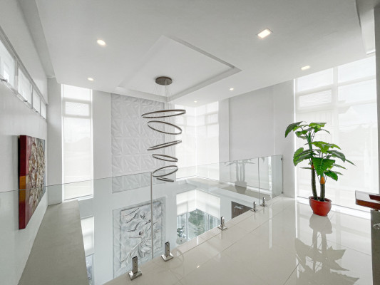 Gorgeous 3 Storey Modern House and Lot For Sale