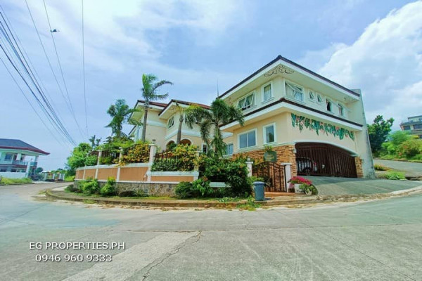 HOUSE AND LOT FOR SALE IN ROYALE CEBU CONSOLACION