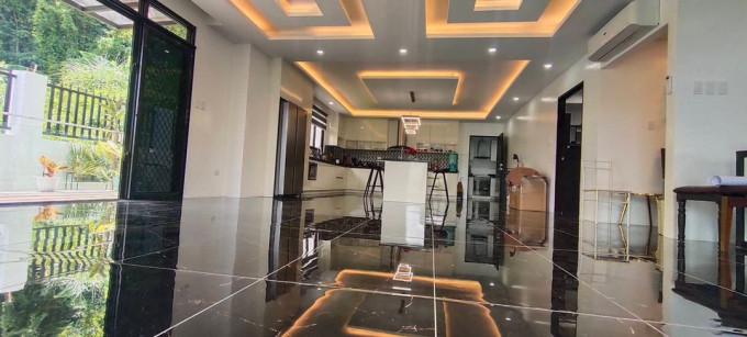 2 Level House for Sale in Busay