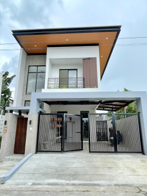 Brand New Modern House for Sale in Greenwoods Executive Village