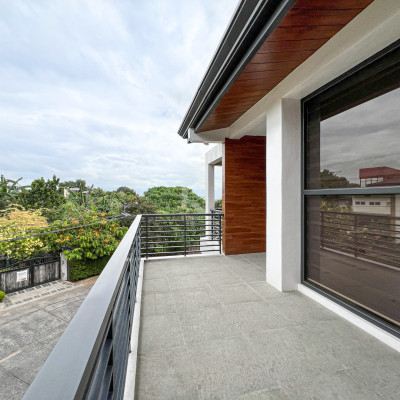 Pleasing Modern Asian House and Lot For Sale in Filinvest 2, Quezon City