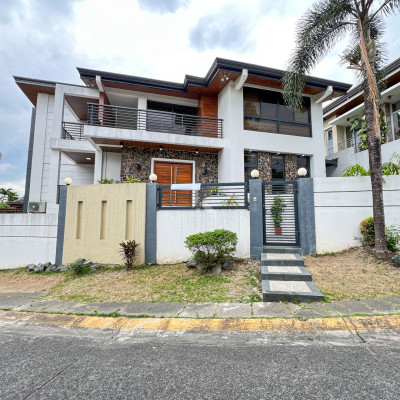 Pleasing Modern Asian House and Lot For Sale in Filinvest 2, Quezon City