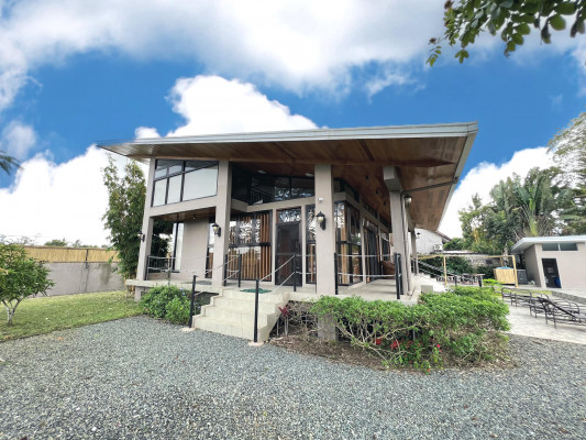 A Relaxing Vacation House and Lot for Sale in Cavite