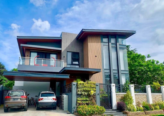 Grab This Modern House in Riviera Residential Estates