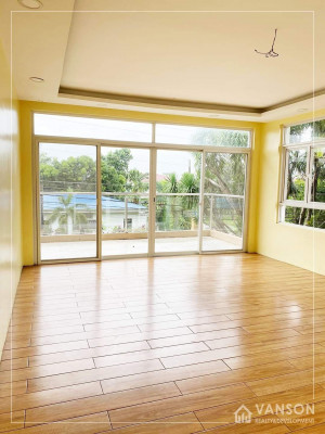 HOUSE AND LOT FOR SALE IN QUEZON CITY