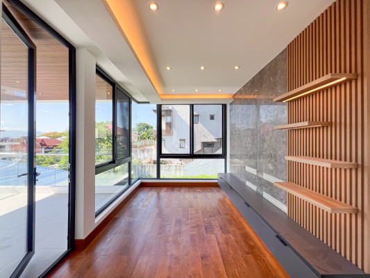 Notable Modern Contemporary Home with Panoramic View in Filinvest 2