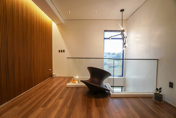 Polished and stylish. This newly listed property in Laguna