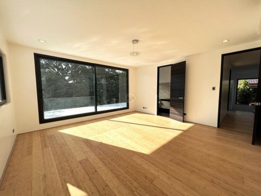 Inside a Lovely Splendid House and Lot for Sale in Ayala Alabang