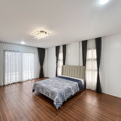 Picturesque Fully Furnished House and Lot with Stunning Landscape For Sale