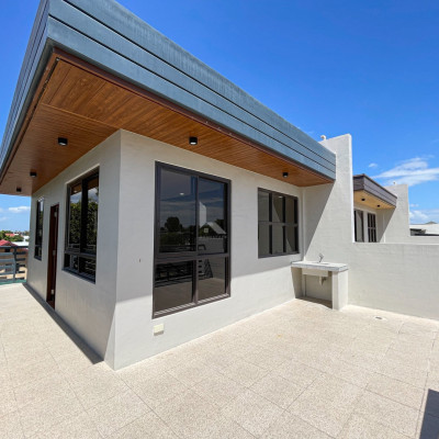 Astounding Modern Contemporary House and Lot For Sale in BF Resort, Las Pinas Ci