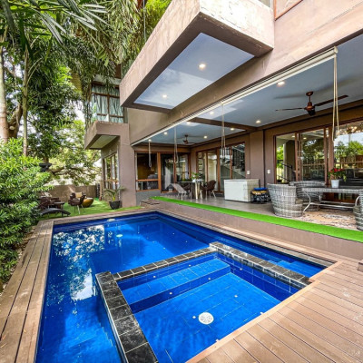 Prime Modern Tropical 3-Storey House For Sale