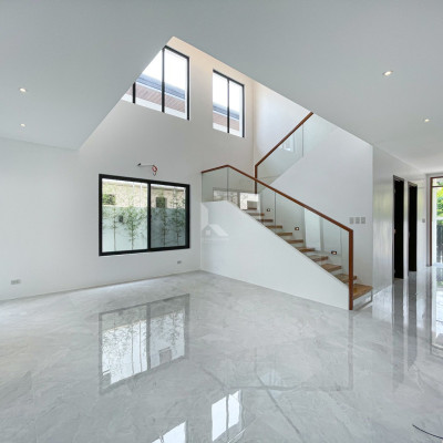 Gorgeous Modern Contemporary House and Lot For Sale in BF Homes