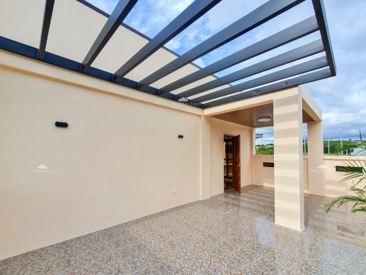 Semi furnished House and Lot for Sale in Monteverde Royale, Rizal
