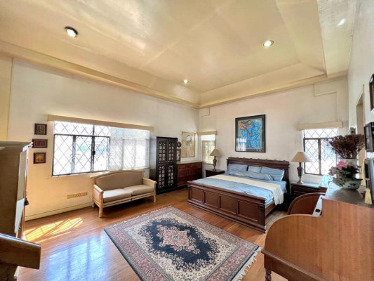 Magallanes Village Makati - House & Lot For Sale