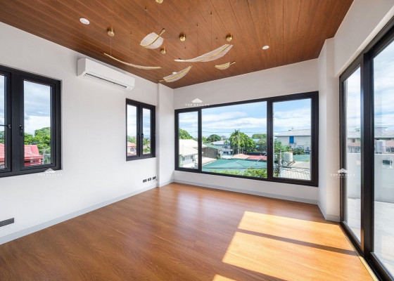 Brand New Modern Trophical House and Lot with high-grade materials for Sale
