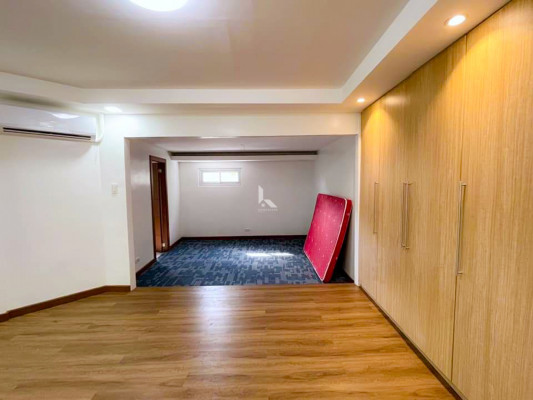Resort Inspired House and Lot for sale in BF Homes