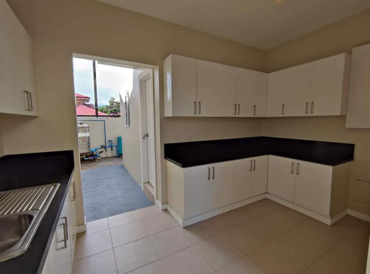 Modern Contemporary 5BR House & Lot For Sale In BF Homes