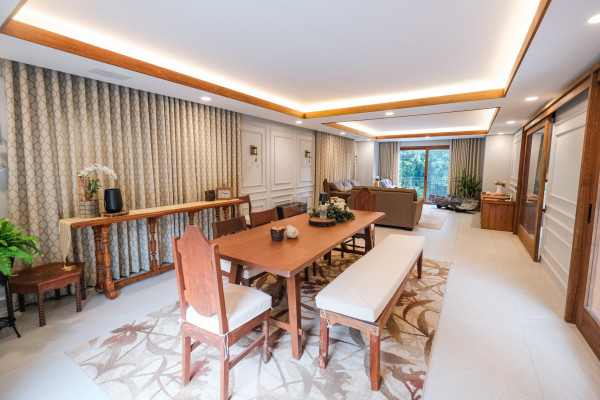 Own this 4-Storey Contemporary House in LGV