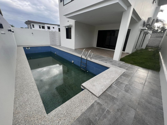 Brandnew Modern House for Sale in a secured subd near Clark