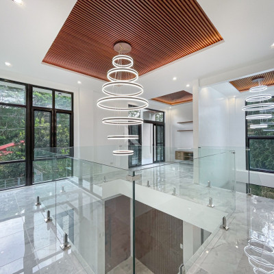 Impressive Modern House For Sale in Tagaytay City near Mahogany Market