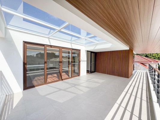 An Elegant 7 Bedroom House and Lot for Sale in Mira Nila Subdivision