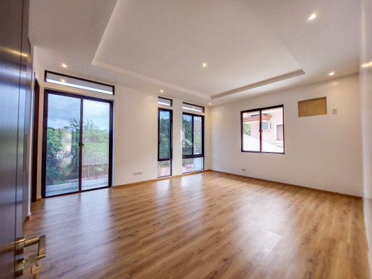 Spacious and Grand Brand New House and Lot for Sale