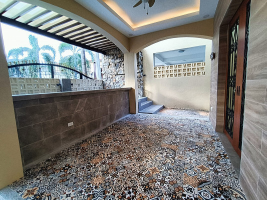 Modern Spanish House for Sale in an Upscale Village in Angeles City near Clark