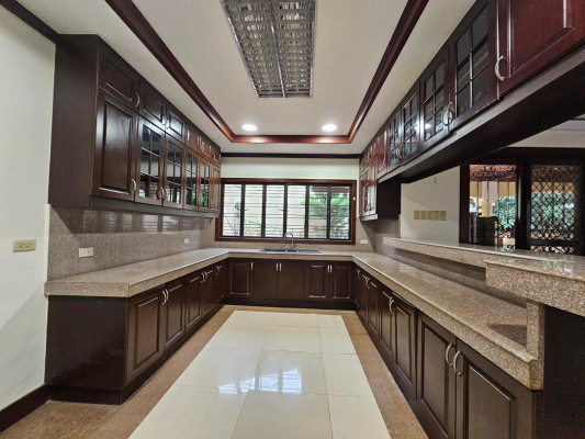 An Enchanting Colossal House for Sale in Las Piñas City