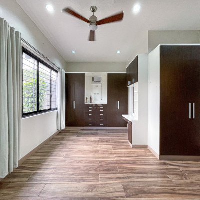 Charming Bungalow House and Lot For Sale in BF Homes