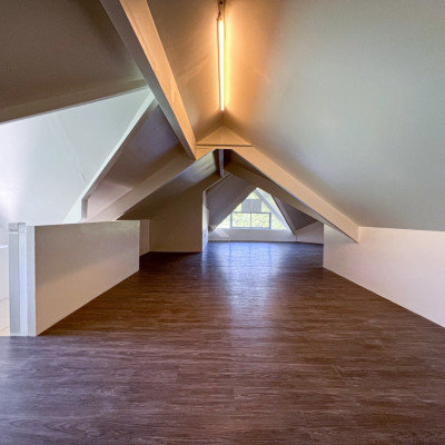 Captivating Classy Contemporary Home For Sale in Richdale Subdivision