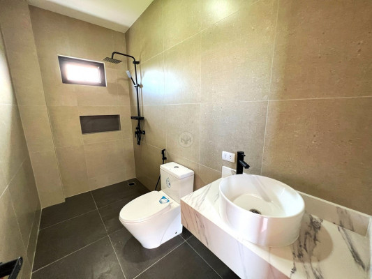Immaculate Modern House and Lot For Sale In Nuvali