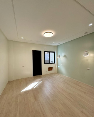 Beautiful 3-Storey Modern House for Sale in Tandang Sora