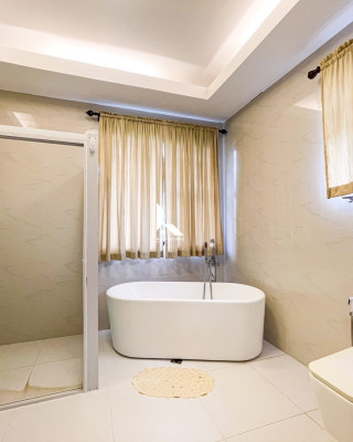 Cozy Modern Contemporary Fully Furnished House and Lot