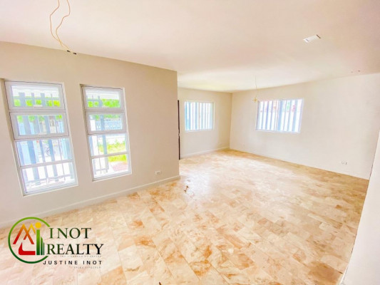 Completely Renovated Spacious Bungalow House in Las Pinas City
