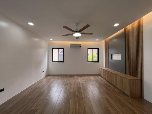 A Charming Two-Storey House for Sale in Casa Milan
